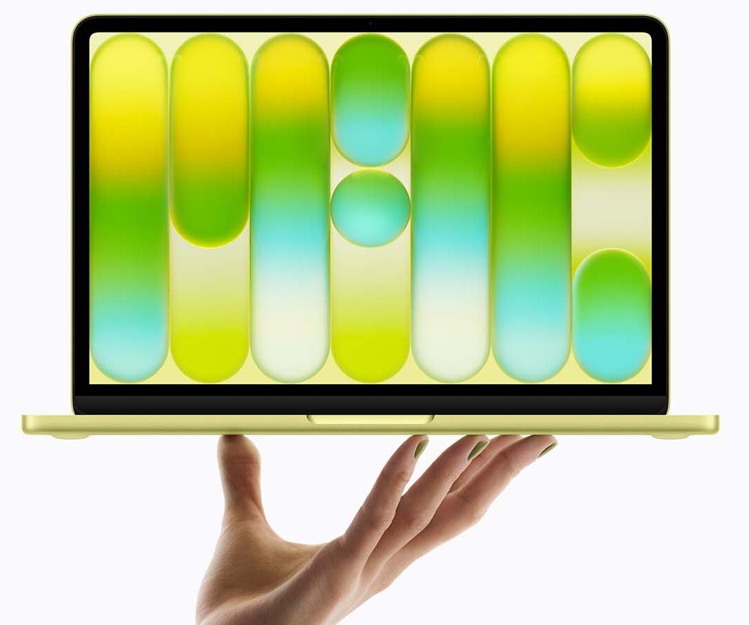 Apple MacBook Neo – 13-inch, A18 Pro Chip, 8GB RAM, 256GB SSD, 6-core CPU, 5-core GPU, Silver